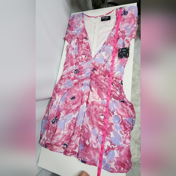 NEW Floral Pink Dress Nasty Gal (FAST SHIPPING) - Picture 7 of 10